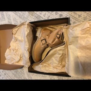 Brand new IN BOX Veronica slouch short boots.